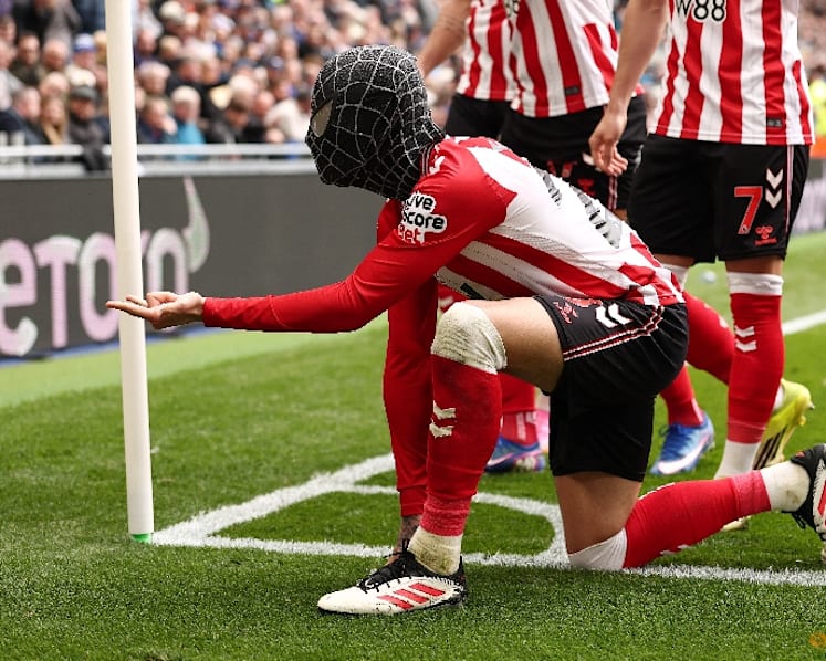 Spider-Man Le Fee fires Sunderland into European contention with win at Everton