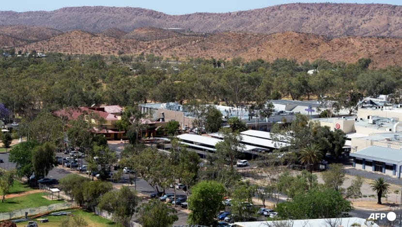 Australia imposes night curfew in outback town Alice Springs after violence Australia imposes night curfew in outback town Alice Springs after violence