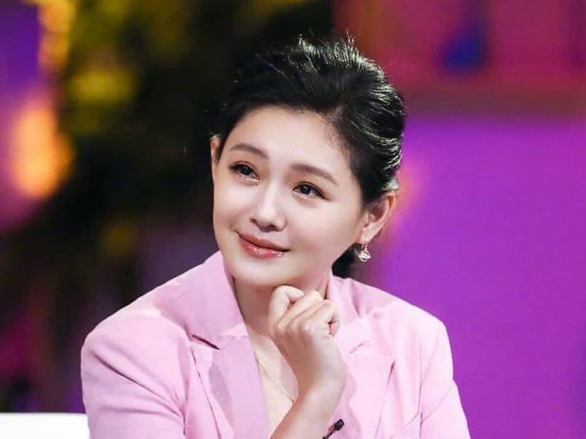 Taiwanese actress-singer Barbie Hsu dead at age 48 of flu-related pneumonia Taiwanese actress-singer Barbie Hsu dead at age 48 of flu-related pneumonia