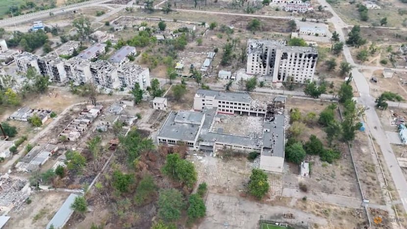 Ukraine, Russia say US-brokered truce holding in ravaged city
