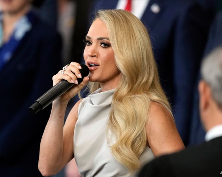Country music star Carrie Underwood sings a cappella at US President Donald Trump's inauguration after technical glitch