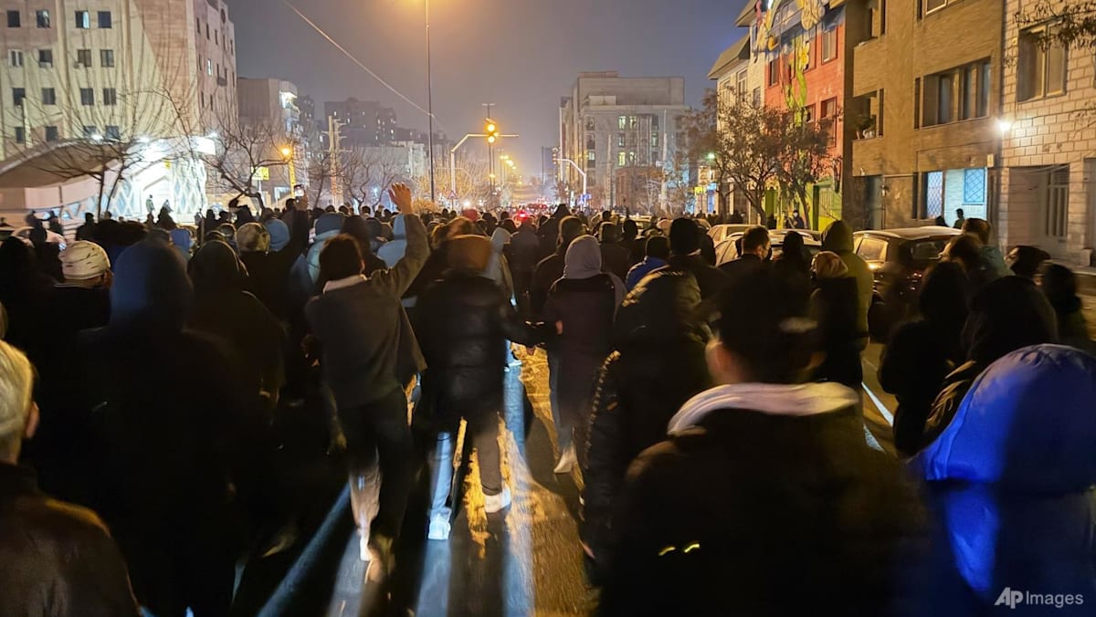 MFA advises Singaporeans to leave Iran while flights remain available