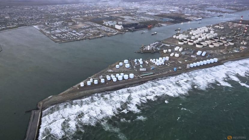 Japan issues warning after 7.7-magnitude quake hits north