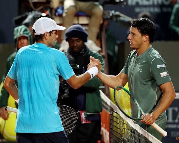 Darderi outlasts Jodar in late-night epic to reach Italian Open semi-finals