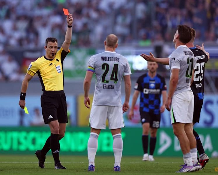 10-man Wolfsburg relegated from Bundesliga after extra-time playoff loss to Paderborn
