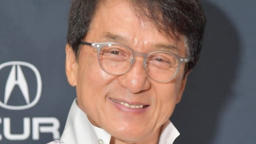 Lelang amal di Indonesia, jaket langka Jackie Chan laku Rp1,59 M Lelang amal di Indonesia, jaket langka Jackie Chan laku Rp1,59 M