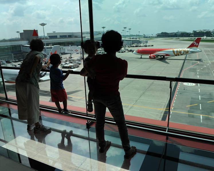 Price war between ground handlers benefiting airlines at Changi Airport