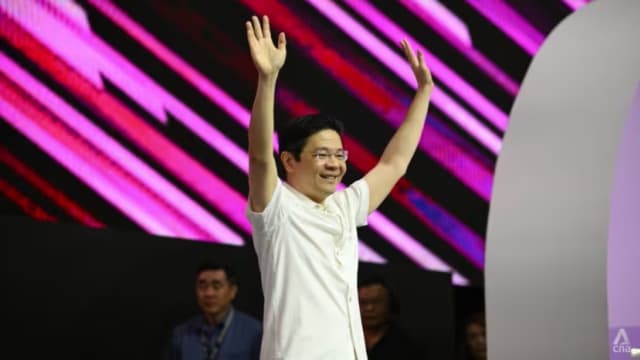 洗脑神曲“APT.”登场 迎接黄总理上台