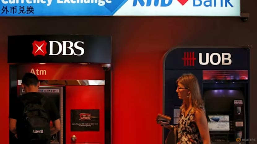 DBS, UOB latih kakitangan manfaatkan AI, bukan kurangkan jumlah pekerjaan