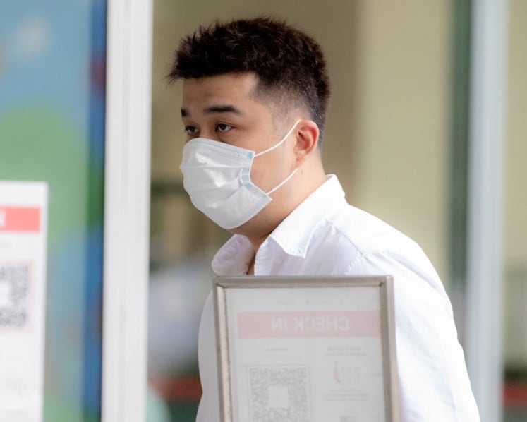 Man jailed for giving bribes to get confidential details of StarHub, Singtel customers who owed him money 