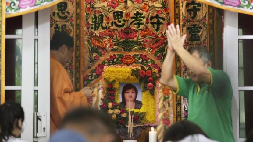 Maid who stabbed employer almost 100 times convicted of lesser murder charge