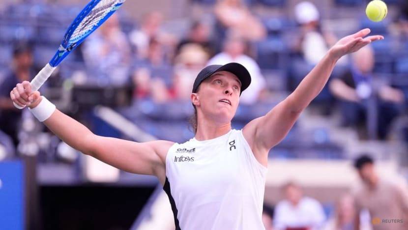 Swiatek, Sinner cruise as expanded US Open serves up tennis feast