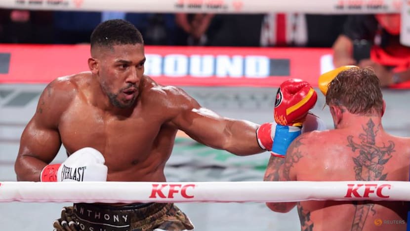 Boxer Anthony Joshua injured in Nigeria highway crash