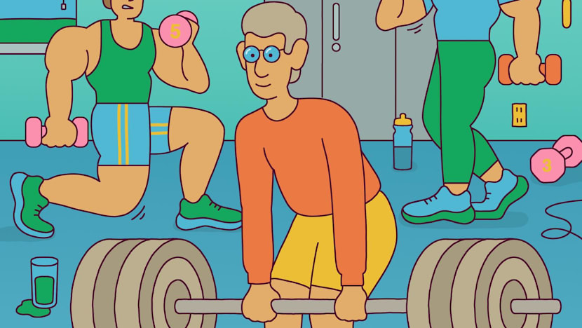 Forget about muscle mass as you age – your workouts should focus on getting strong instead