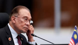 'மலேசிய அரசாங்கத்தைக் கவிழ்க்கச் சதி' - குற்றஞ்சாட்டிய மலேசியப் பிரதமர் மீது வழக்கு