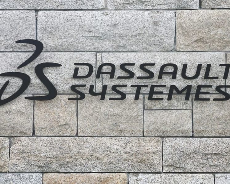 Dassault Systemes reports first-quarter revenue in line with estimates