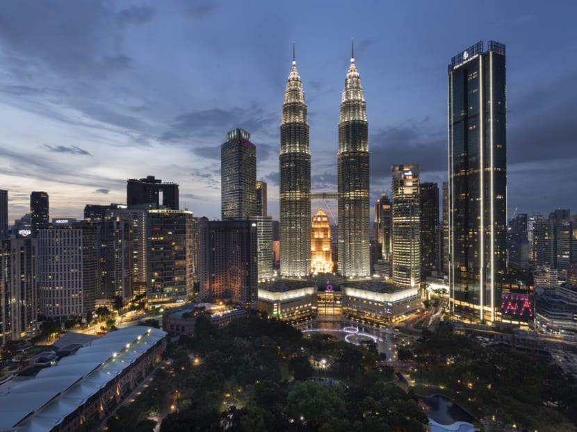 Malaysia unveils RM630 million cash aid for the low income to cope with rising living cost