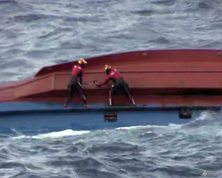 6 missing, a day after ship capsizes off South Korea 