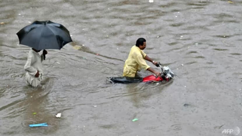 Sekurang-kurangnya 50 maut dalam banjir monsun Pakistan 