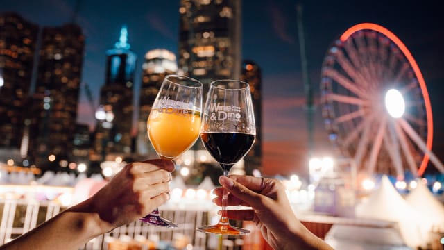 【香港直击】“一杯倒”在美酒佳肴节逛吃逛喝　把酒言欢，自得其乐！