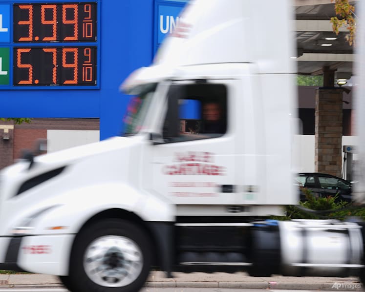 Commentary: A diesel export ban is a bad idea. Trump needs it anyway