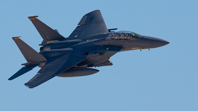 伊媒指美军营救失踪飞行员未果 轰炸藏身处试图灭口