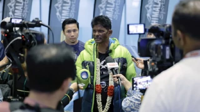 “今年珠峰征服了我们” 马国登山员一死一失踪 