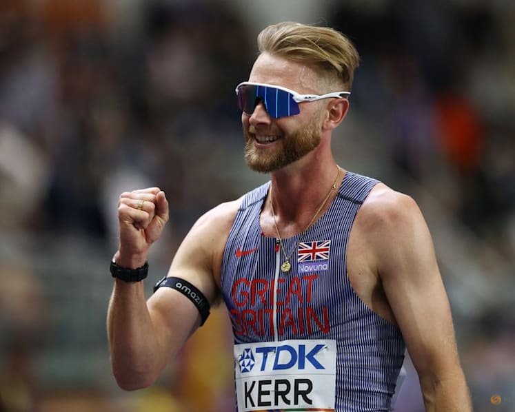 Kerr regains world indoor 3,000m gold medal in Poland
