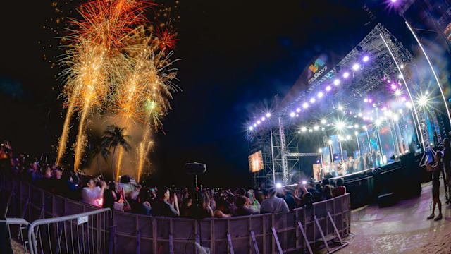 辞旧迎新迎2026 新传媒跨年特备节目首次移师圣淘沙西乐索沙滩