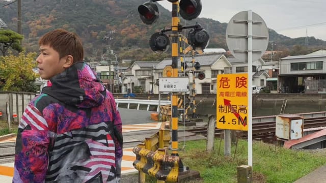 小鬼黄鸿升41岁冥诞，生前未公开照片曝光引思念