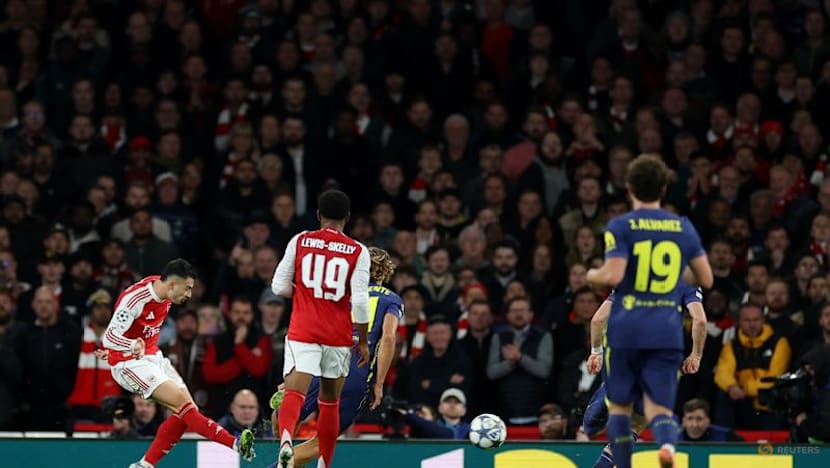 Arsenal run riot to crush Atletico Madrid