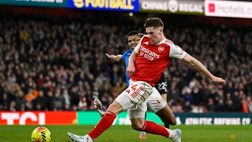 Gyokeres double as Arsenal outclass Sunderland to extend lead