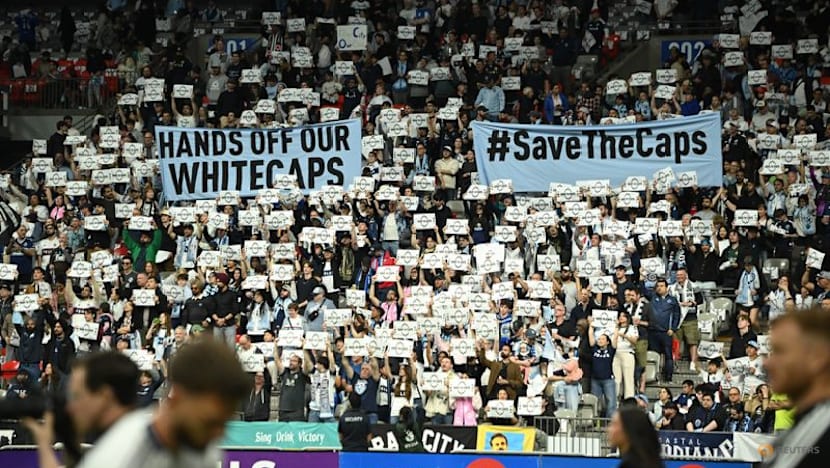 Vancouver mayor calls on Whitecaps, B.C. government to keep team in city