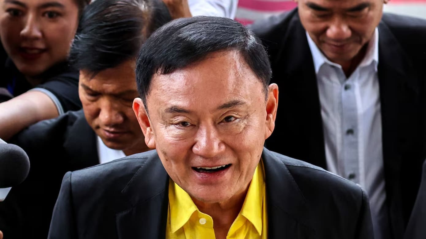 泰国前首相达信解除电子追踪器