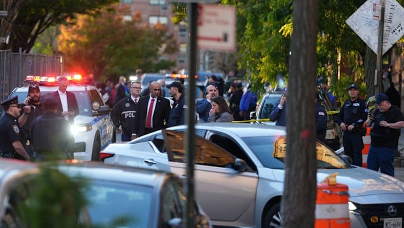 New York City man shot in car with child present by ICE agents: Mayor