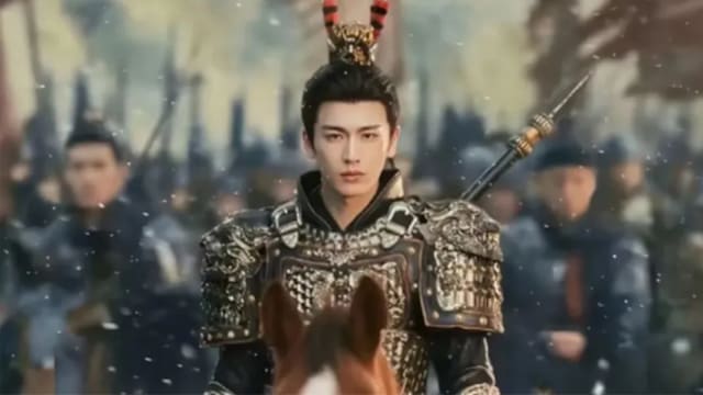 张凌赫《逐玉》造型过于精致，被嘲“粉底液将军”