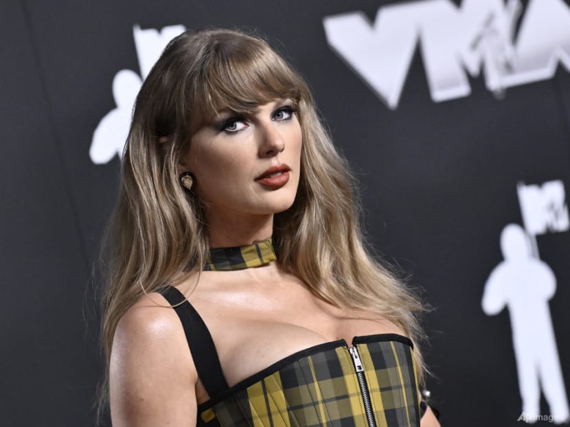 Taylor Swift wins big at MTV Video Music Awards, ties Beyonce’s record and thanks Travis Kelce