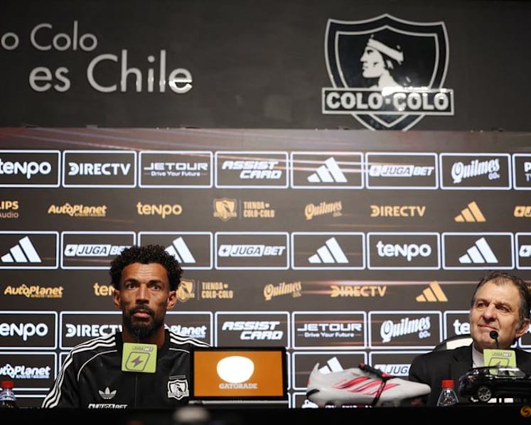 Colo-Colo sign World Cup goalkeeper Vozinha