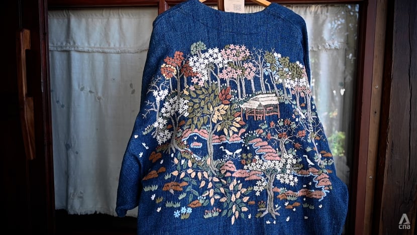 Thai artisans revive old crafts to weave new fashion and stories for modern market Thai artisans revive old crafts to weave new fashion and stories for modern market
