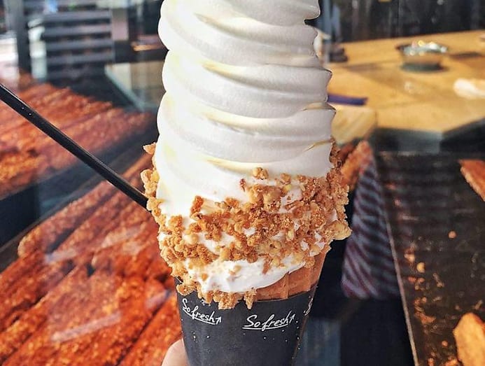 Tokyo's Croquant Chou Zakuzaku Cream Puff & Soft-Serve Taking Over