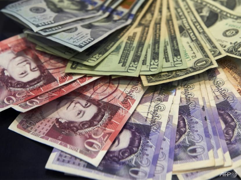 Understanding the British pound&rsquo;s sudden crash