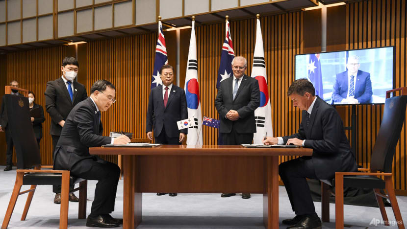 Australia and South Korea sign defence deal as leaders meet Australia and South Korea sign defence deal as leaders meet