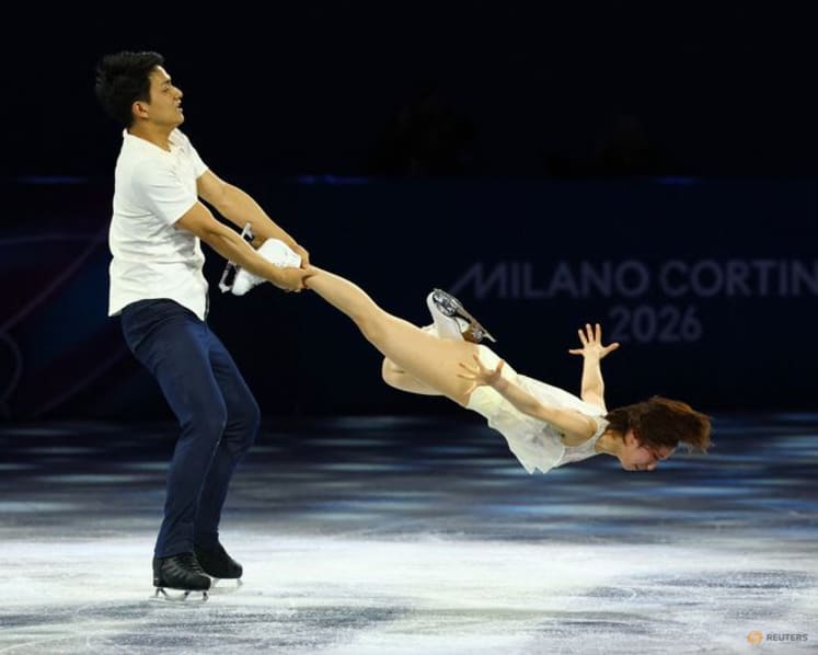 Figure skating-Japan's Olympic pairs champions Miura and Kihara to retire