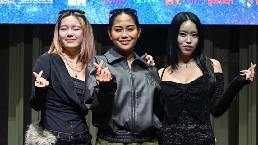 DOLLA bakal kongsi pentas dengan artis KPOP G-Dragon, Hwasa pada 31 Jan