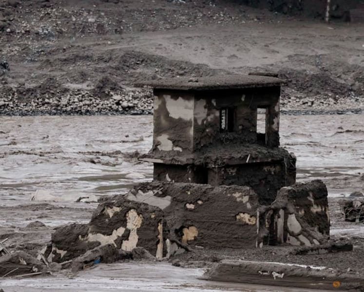 Deadly flood hits Nepal-Tibet border, hundreds unaccounted for
