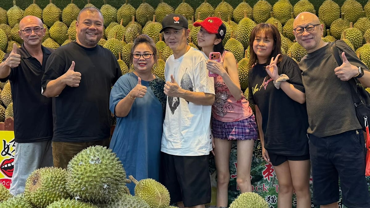 Grasshopper's Su Zhiwei Eats Before Singapore Concert - News Directory 3