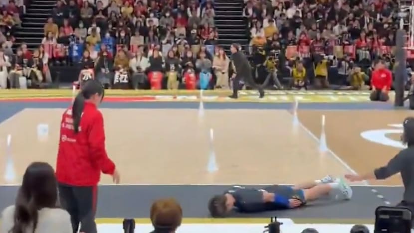 Volleyball ace Yuji Nishida apologises in dramatic style after ball hits judge at All-Star Game