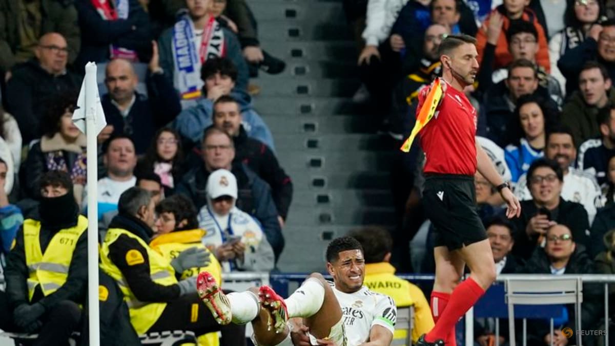 Real Madrid's Bellingham out for a month with hamstring injury