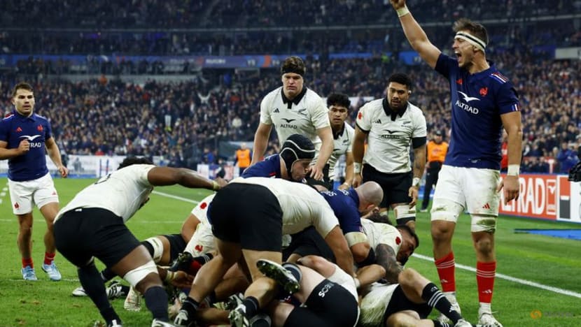 France beat New Zealand in thriller to end All Blacks winning streak