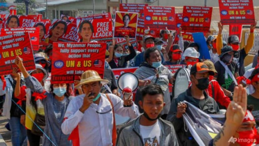 Myanmar digesa elak bertindak ganas selepas penunjuk perasaan seru rakyat memberontak